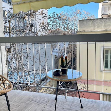Oikiastudios Patras Buitenkant foto