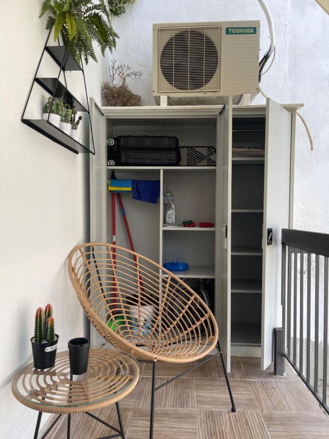 Oikiastudios Patras Buitenkant foto