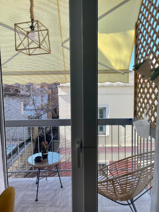 Oikiastudios Patras Buitenkant foto